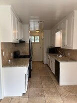 Building Photo - 10829 Kling St