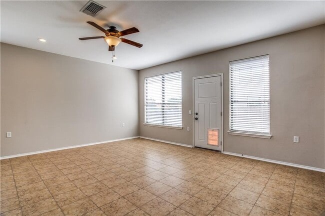 Building Photo - 8801 Capitol View Dr