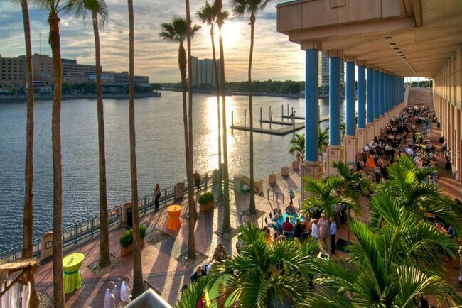 Building Photo - 345 Bayshore Blvd