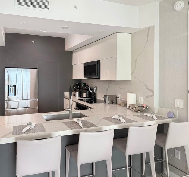 Building Photo - 31 SE 5th St