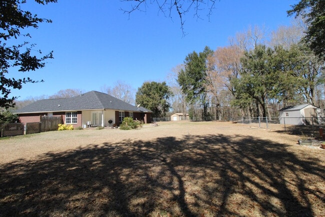 Building Photo - 1835 Lirope Way