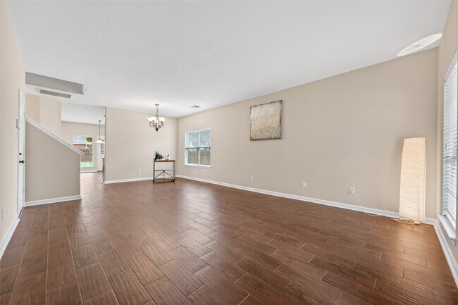 Building Photo - 10427 Lyndon Meadows Dr