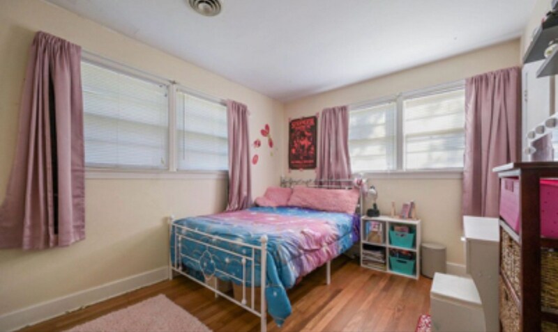 Building Photo - 218 N Union St