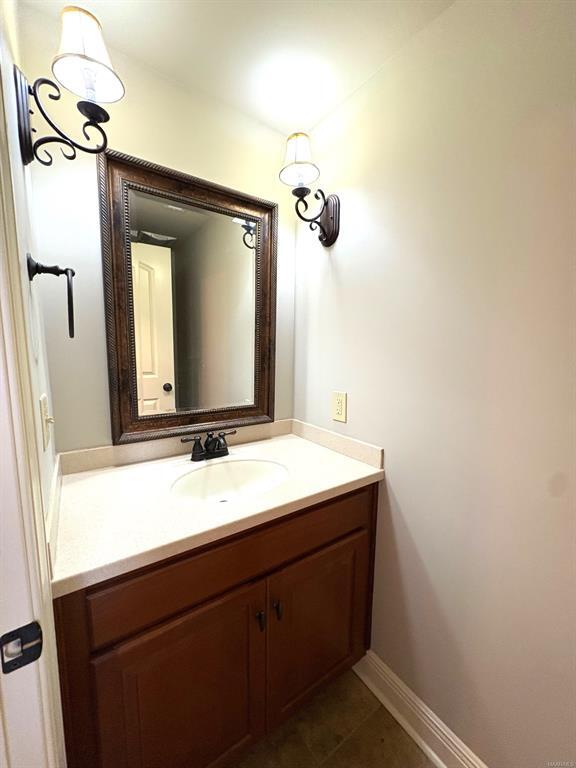 Building Photo - 461 Waters Edge