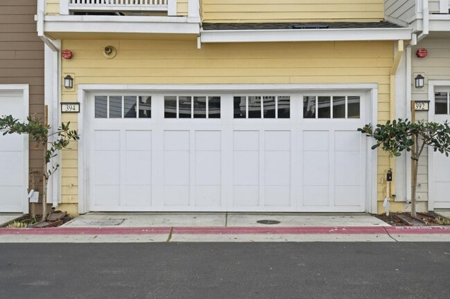 Building Photo - 394 Circuit Wy