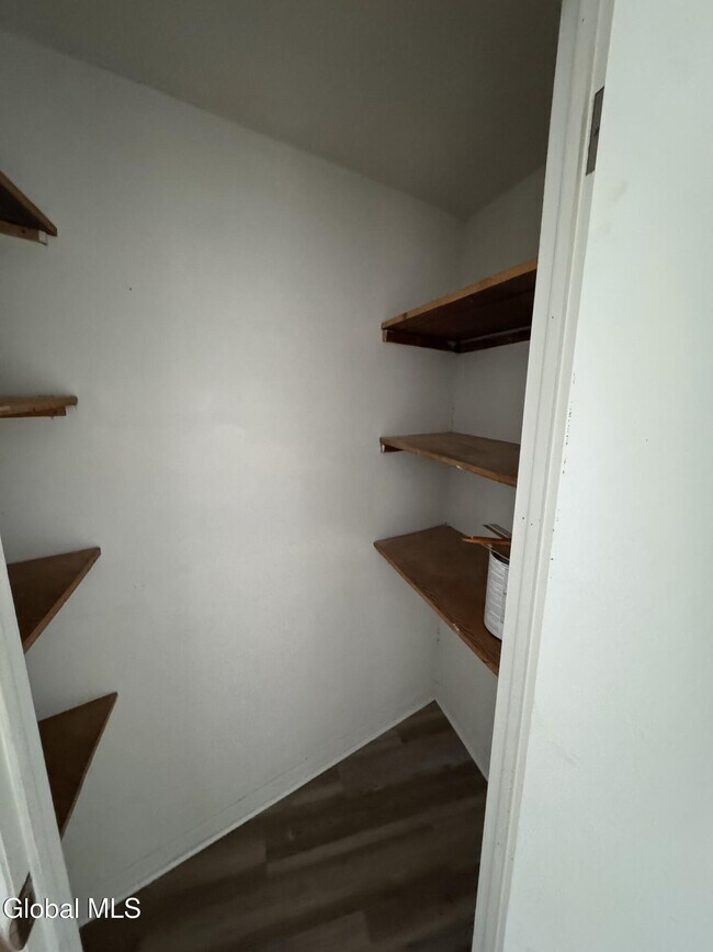 Building Photo - 219 S Main St