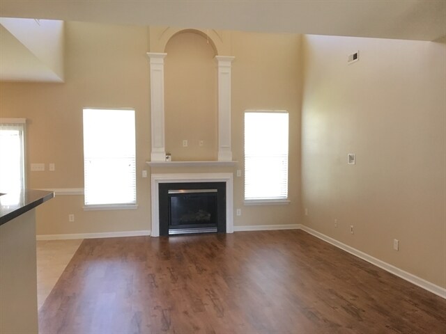 Building Photo - 107 Rosemont Ln