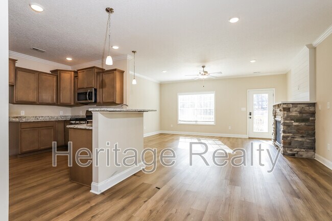 Building Photo - 11356 Sawyers Vly Dr