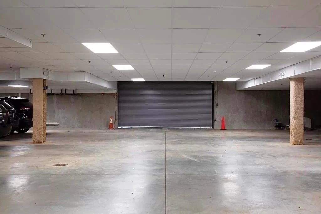 Building Photo - 16 Boardman St