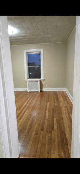 Dining Rm / Living Rm pic 1 - 80 Crotty Ave