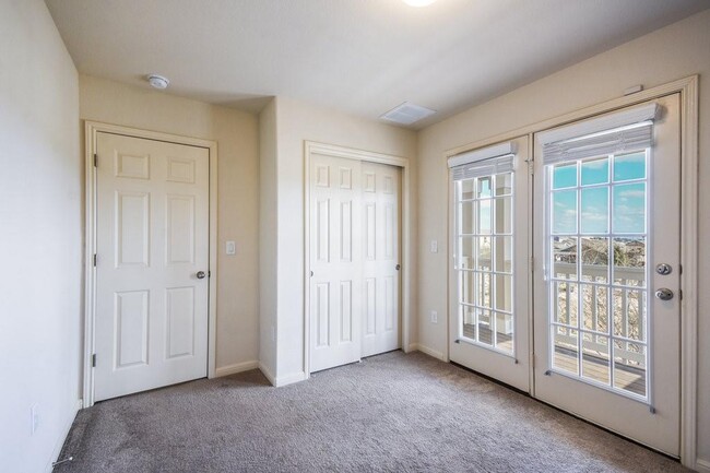 Building Photo - 18316 Mammoth Cave Blvd