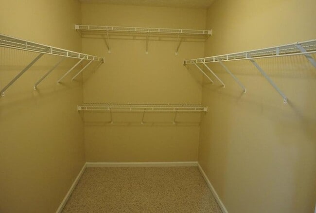 Building Photo - FOR RENT - 4 bedrooms!!! Very nice and spacious!!