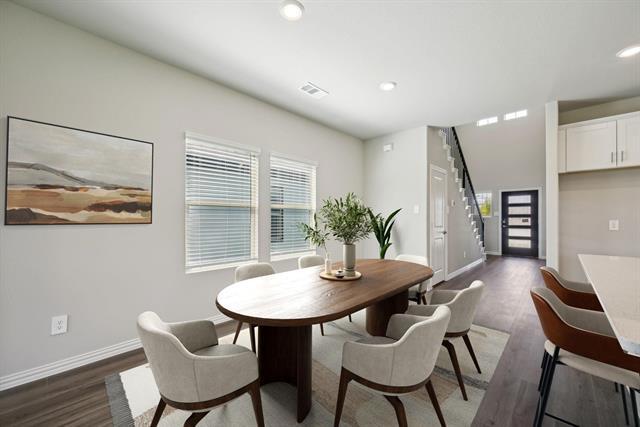 Building Photo - 518 Willet Dr