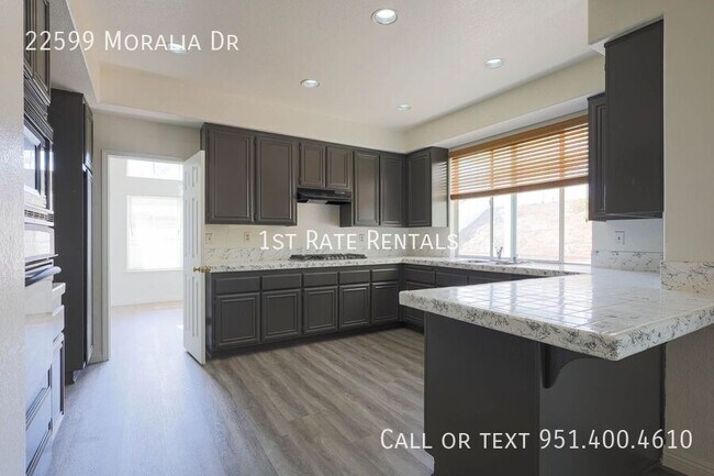 Building Photo - 22599 Moralia Dr