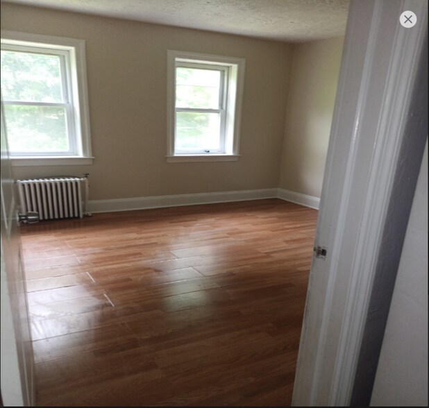 Building Photo - 1154 NY-32