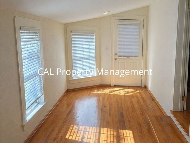 Building Photo - Charming 1-Bedroom ADU in Prestigious Markham Ranch