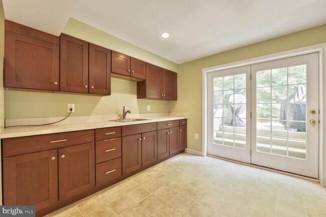 Building Photo - 5907 Tulloch Spring Ct