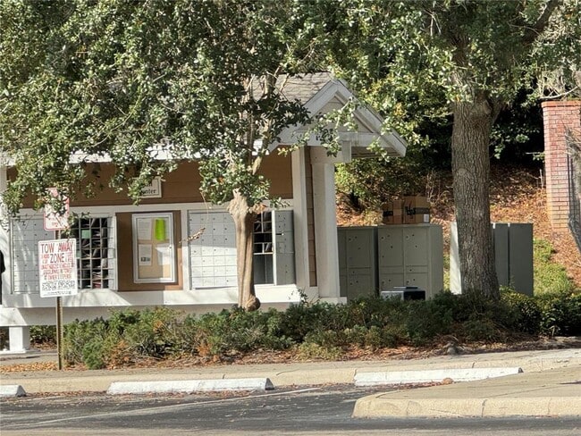 Building Photo - 1101 Vintage Village Ln