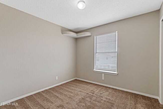 Building Photo - 14186 Rattler Point Dr