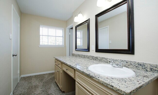 Building Photo - 5429 10th St