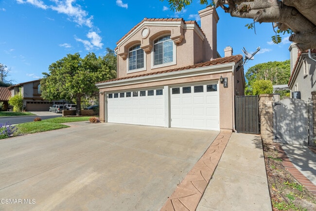 Building Photo - 1768 Fox Springs Cir