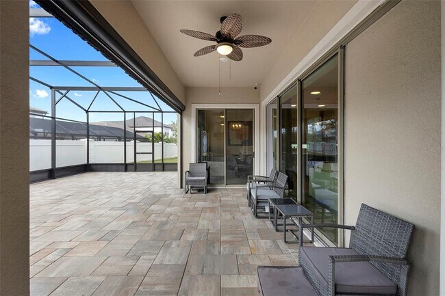 Building Photo - 8000 Leaf Grv Cir