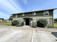 Building Photo - Spacious Updated 2 Bedroom Apartment in Tacoma-NEW CARPET, W/D, Reserved Parking Space!