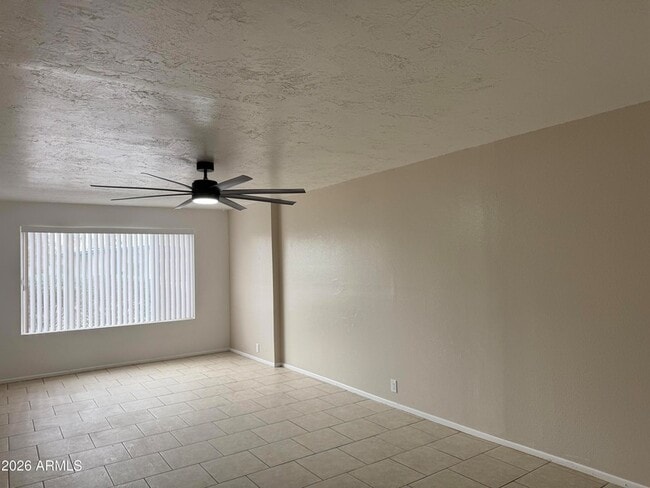 Building Photo - 503 E Loyola Dr