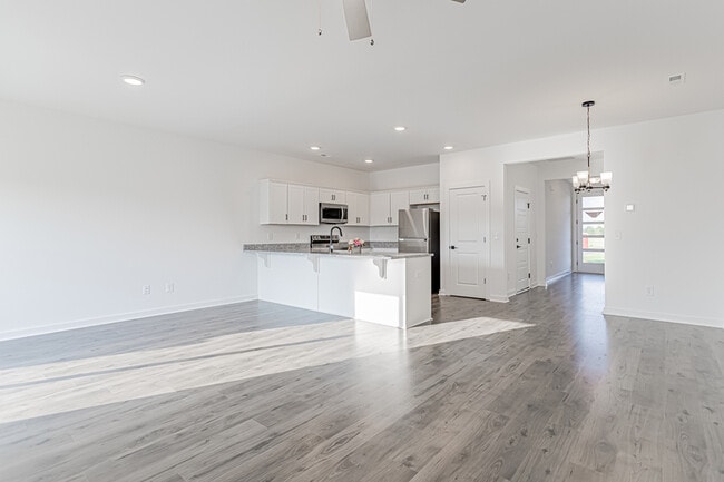 Building Photo - 1411 Darrowby Wy