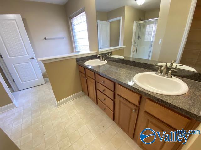 Building Photo - 109 Oak Shade Dr