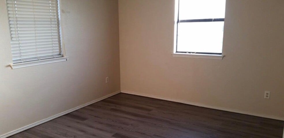 Building Photo - 3905 Country Meadows Cir