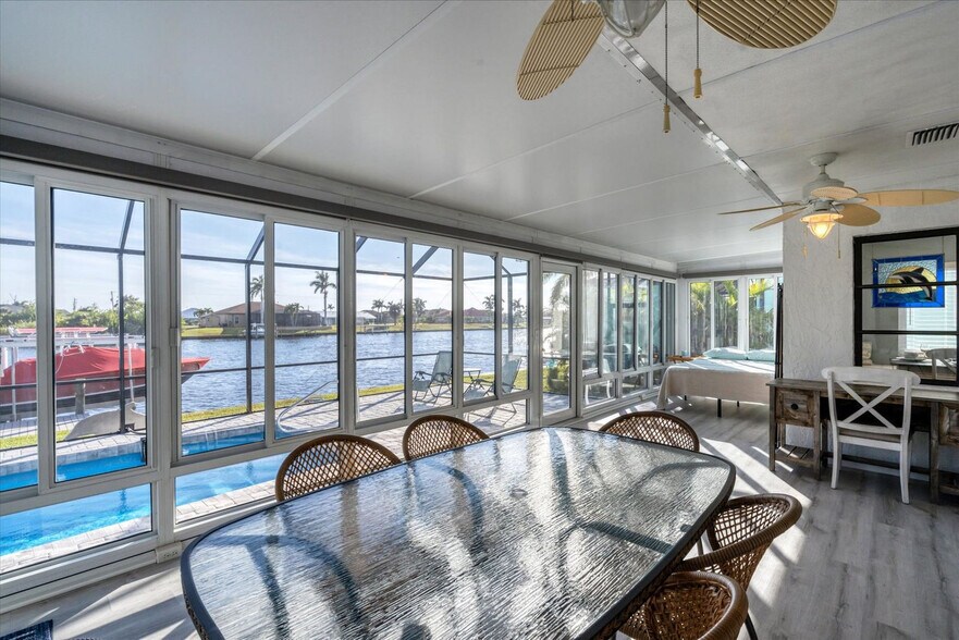 Building Photo - 15826 Aqua Cir