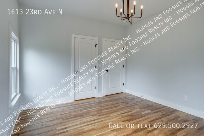 Building Photo - 1613 23rd Ave N