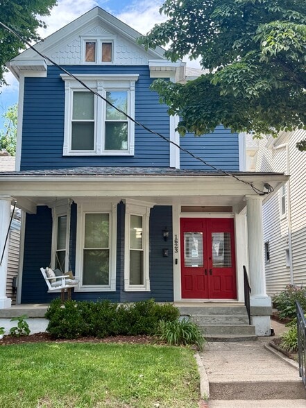 Building Photo - 1623 Rosewood Ave