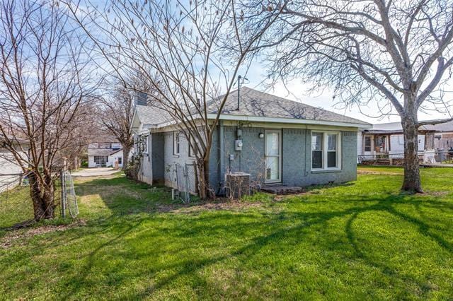 Building Photo - 826 Mirike Dr