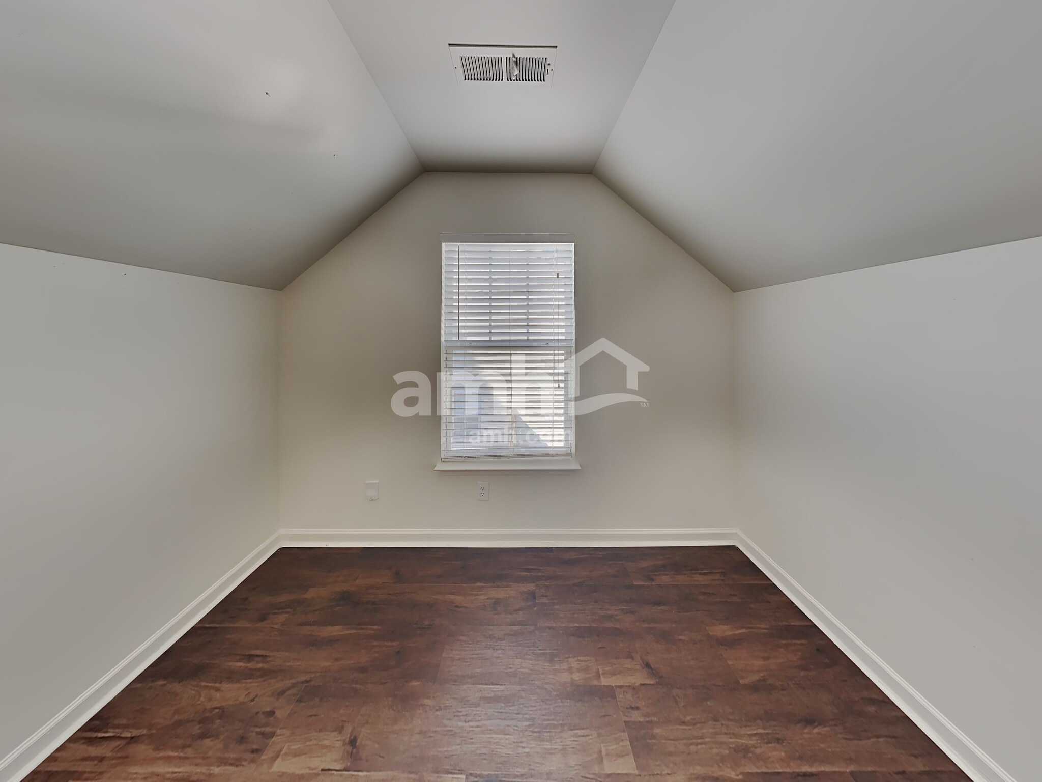 Building Photo - 3709 Pinkham Way