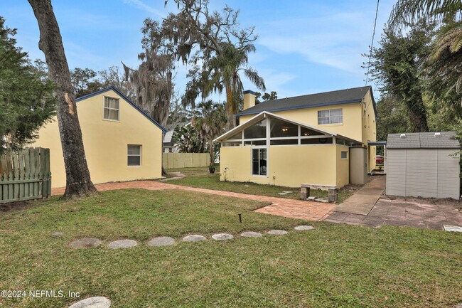 Building Photo - 29 Nelmar Ave