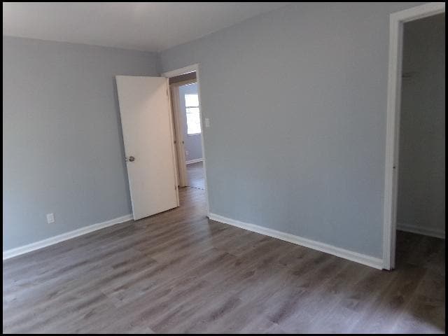 Building Photo - 4932 Longview Dr