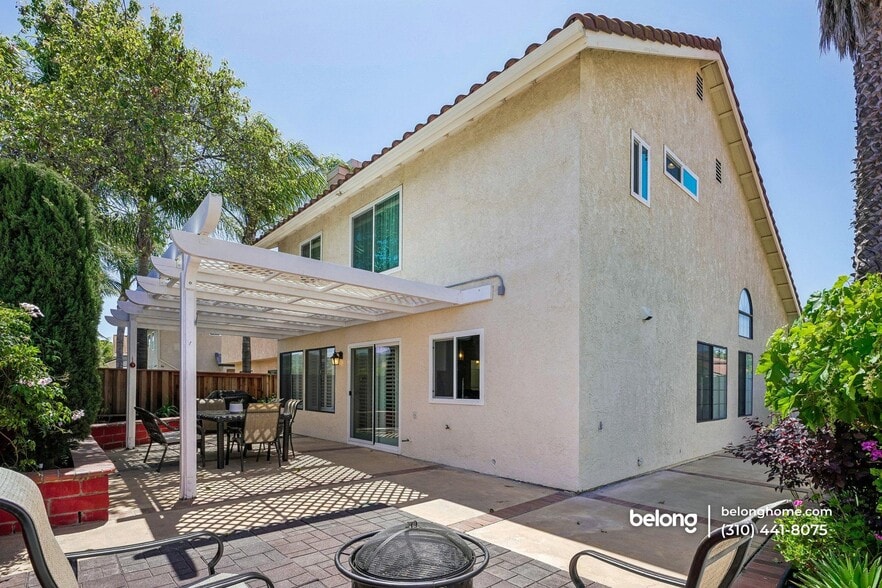 Building Photo - 4132 Lost Springs Dr