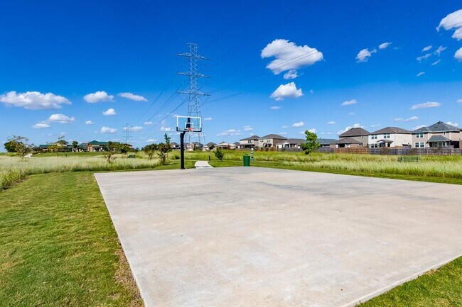 Building Photo - 6601 Avila Way