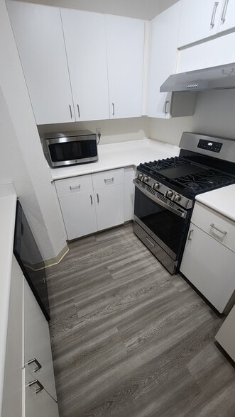 Building Photo - 91-1039 Puaniu St