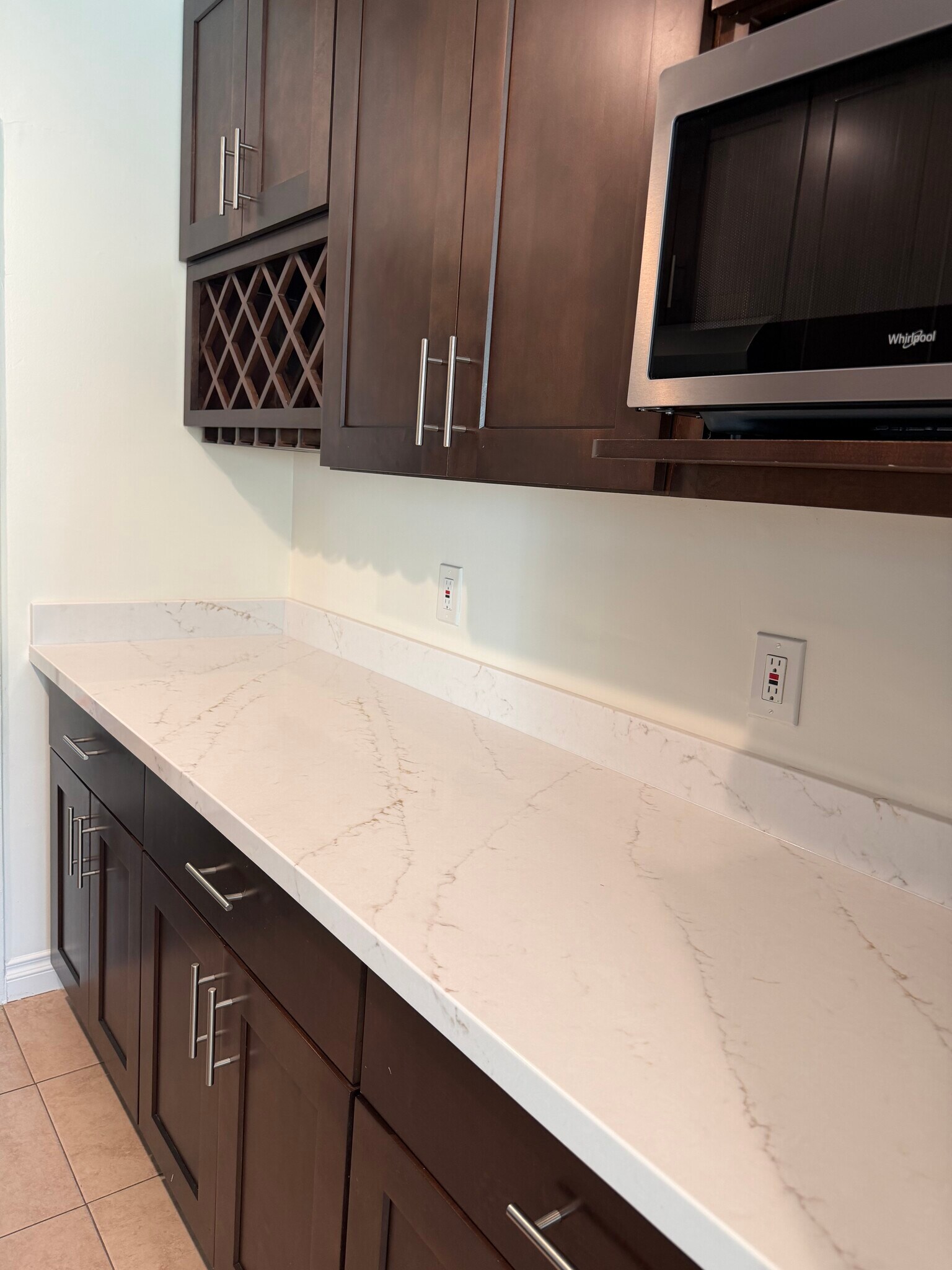 Building Photo - 4114 Jasmine Ave