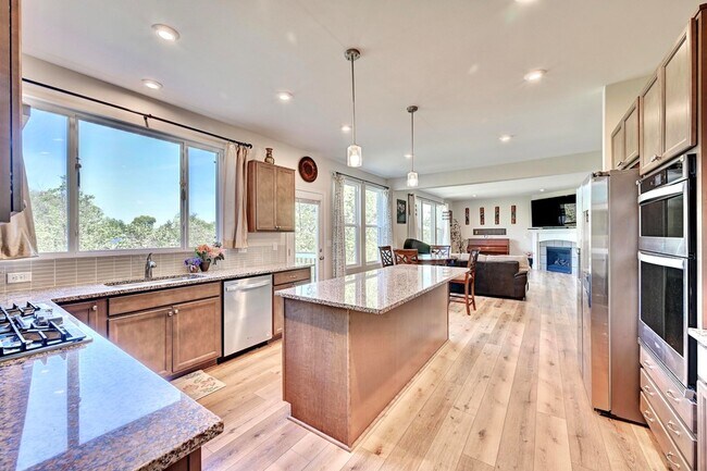 Building Photo - 19 Mel Lawn Dr