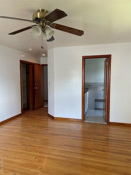 Building Photo - 26 Nassau Ave