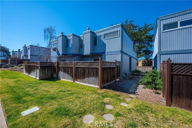 Building Photo - 2010 Robles Perdido Dr