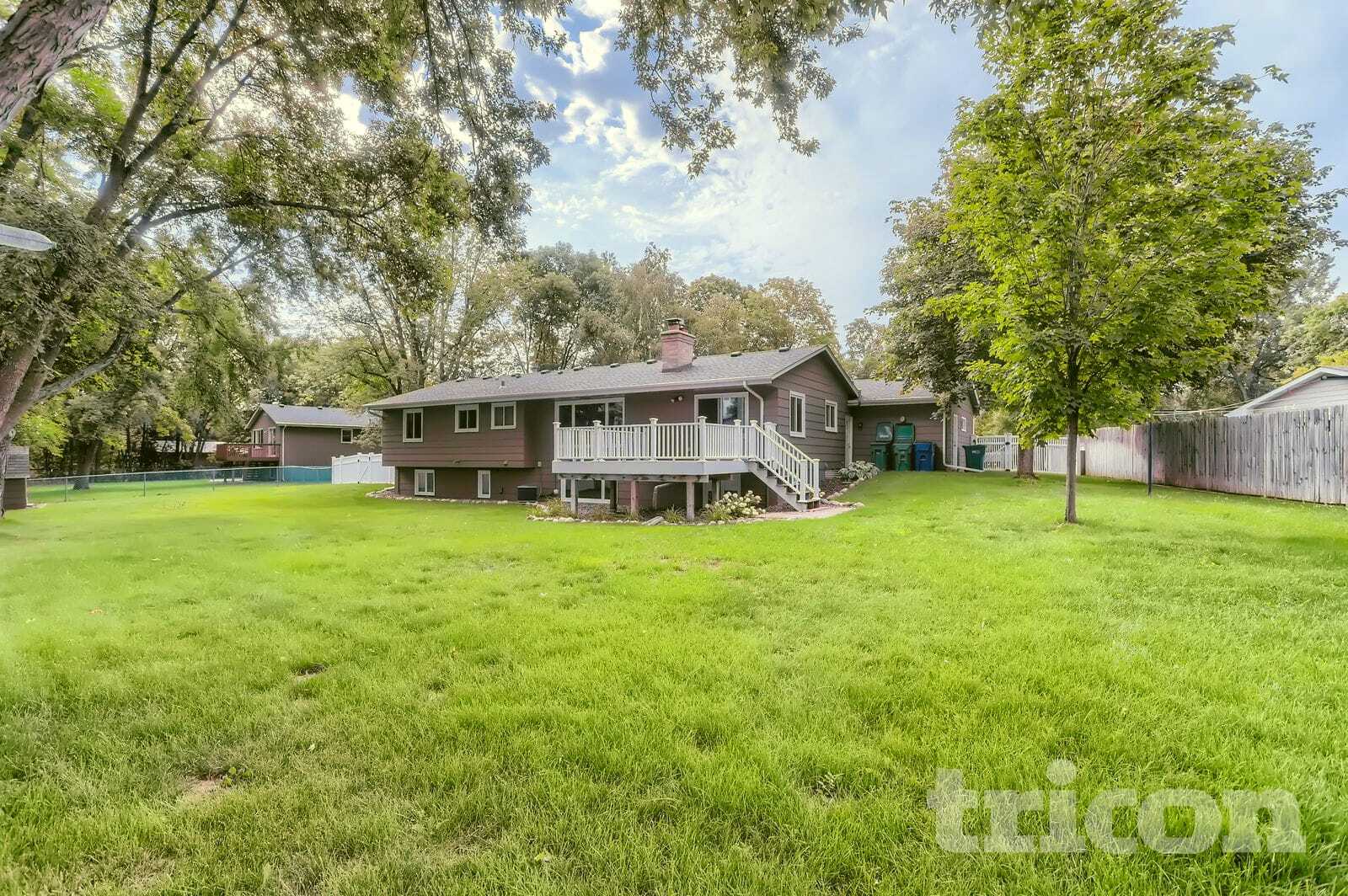 Building Photo - 17230 14th Ave N