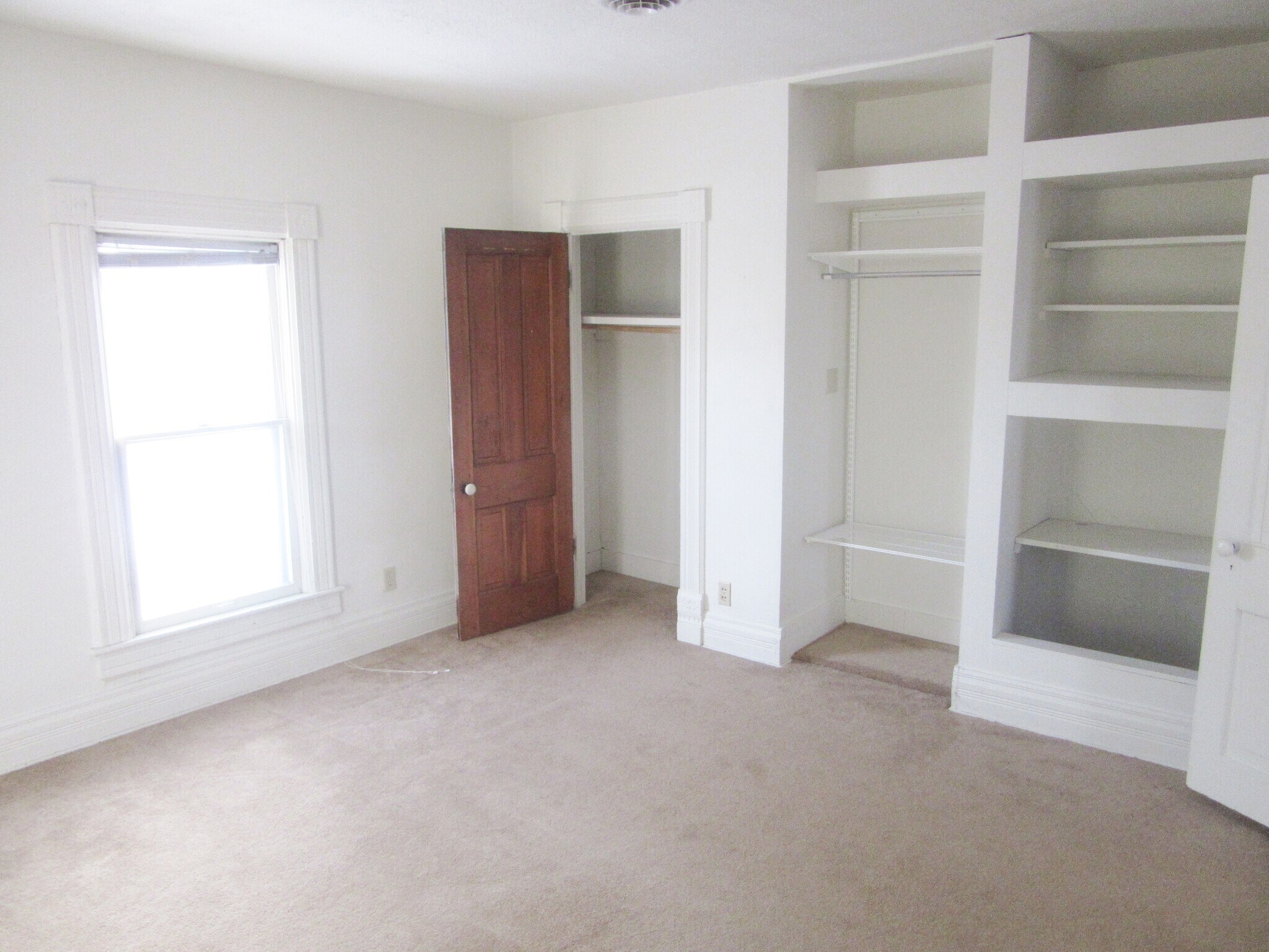 Building Photo - 701 N Randolph St