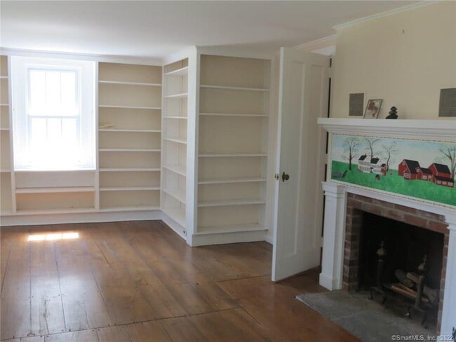 Building Photo - 57 Castle Meadow Rd