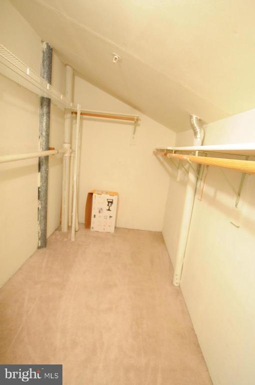 Building Photo - 12205 Fairfield House Dr