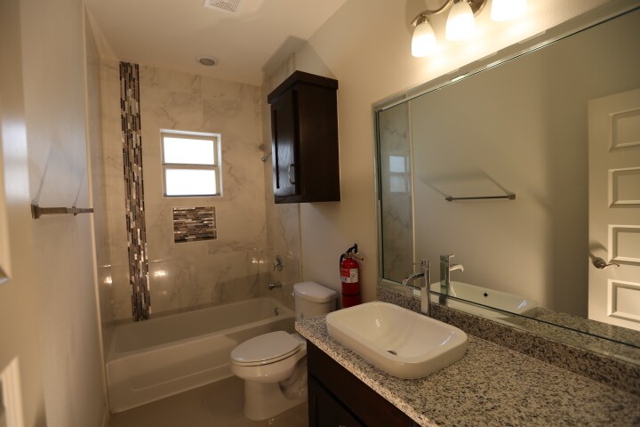 Building Photo - 900 Myrtle Beach Ave